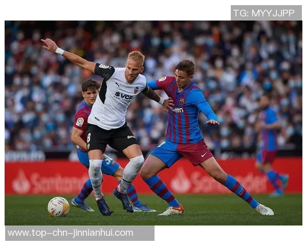 罗马尼亚与奥迪力的精彩对决揭示了足球战术的新趋势与未来发展方向